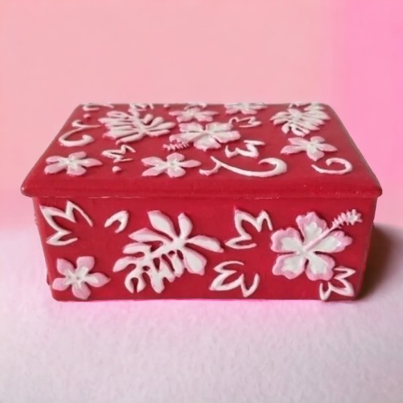 Hawaiian Pink Red White Floral Botanical Ceramic Trinket Box - Picture 1 of 5